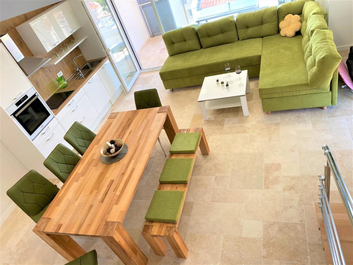 Villa M - Your Business & Holiday Apartment In Sibenik Exterior photo